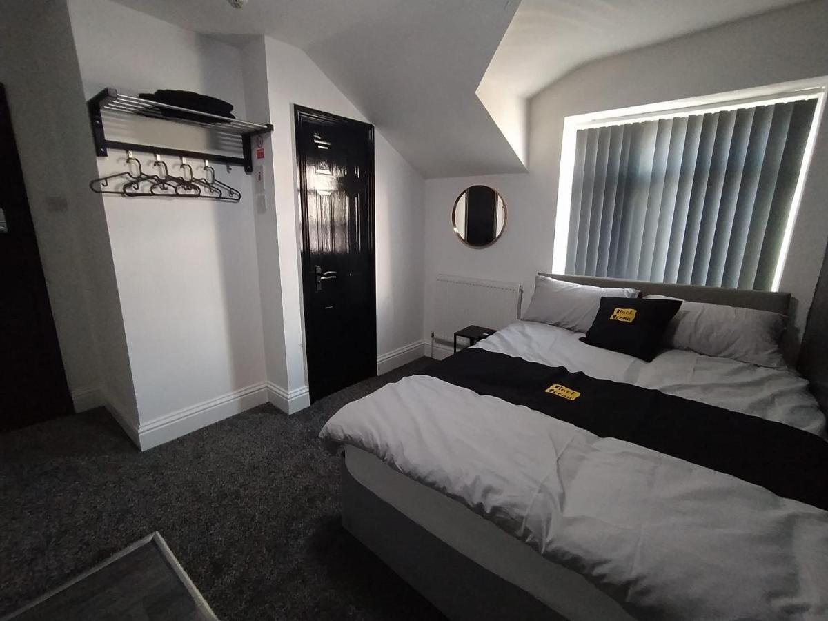 Black Ocean Holiday Apartments Blackpool Eksteriør billede